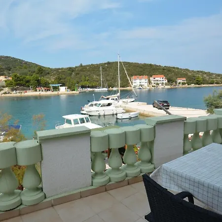 And By The Sea Zaglav, Dugi Otok - 8170 Gasthof Sali