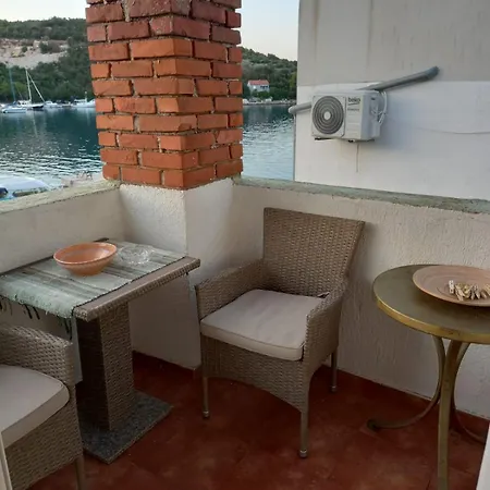 And By The Sea Zaglav, Dugi Otok - 8170 Sali
